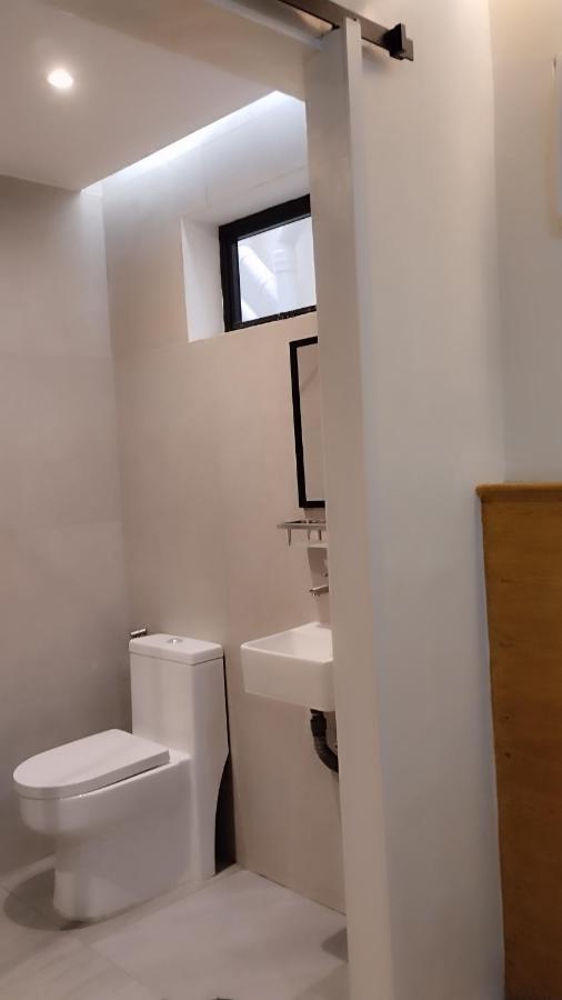 Aurora Suites Pasay Exterior photo